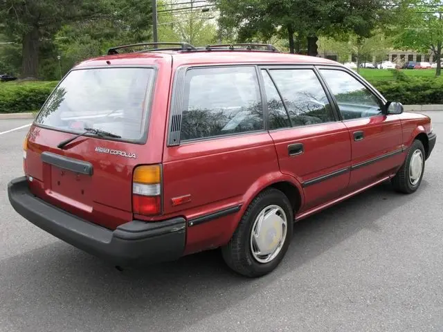 Toyota Corolla Corolla Kombi 2.0 XL 3