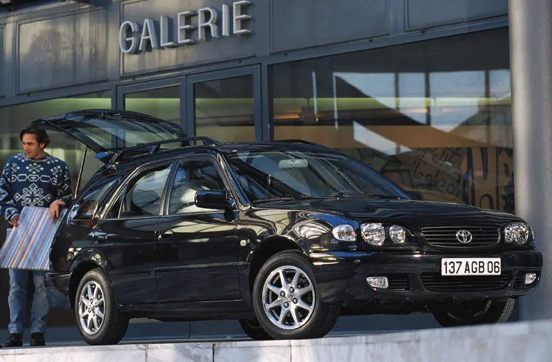 Toyota Corolla Corolla Kombi 2.0 D-4D Linea Sol 4