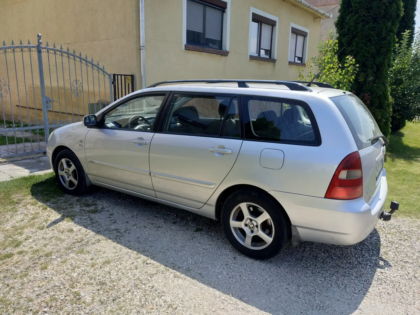 Toyota Corolla Corolla Kombi 2.0 D-4D Linea Terra 1