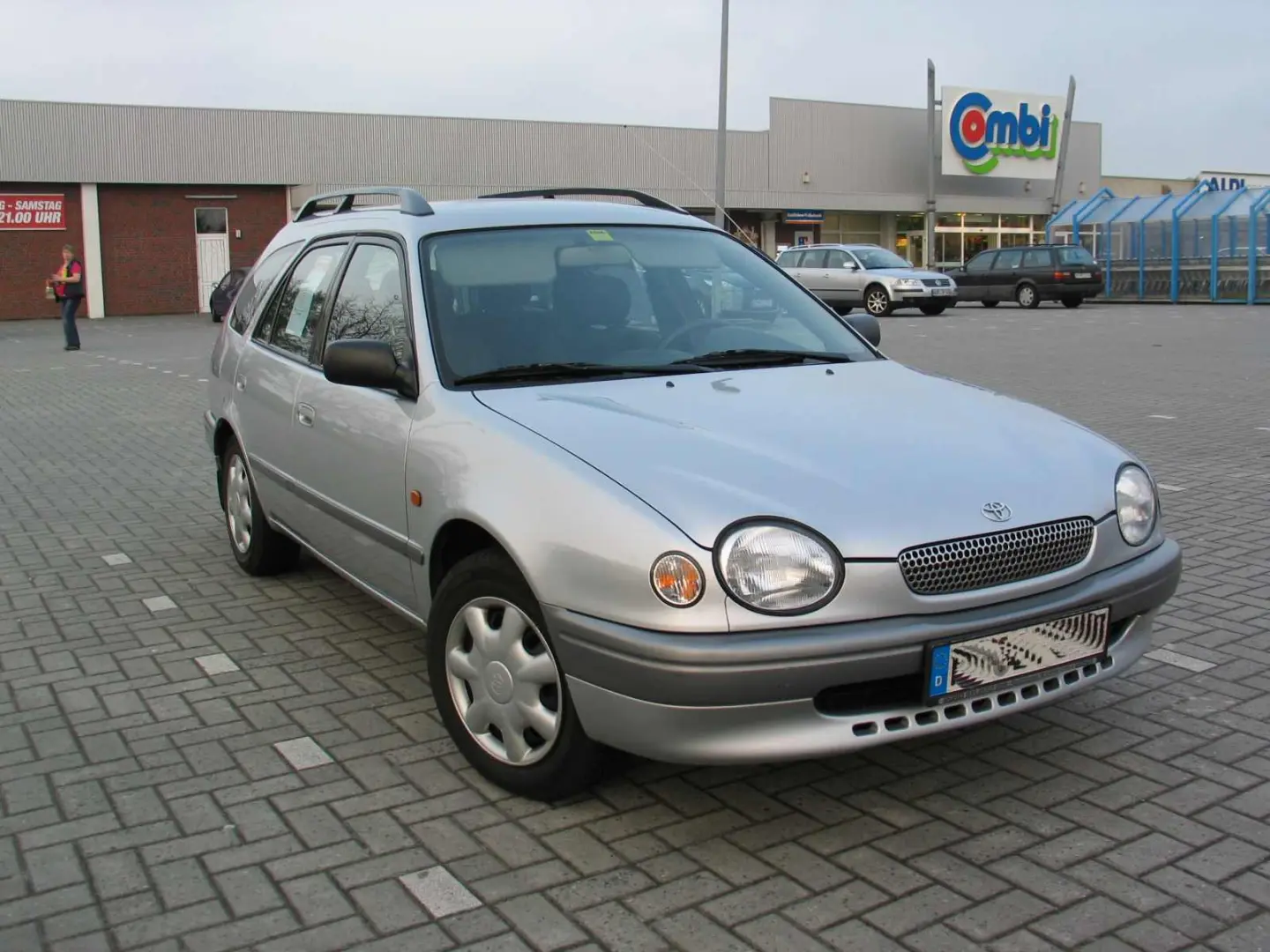 Toyota Corolla Corolla Kombi 1.6 Linea Terra 1