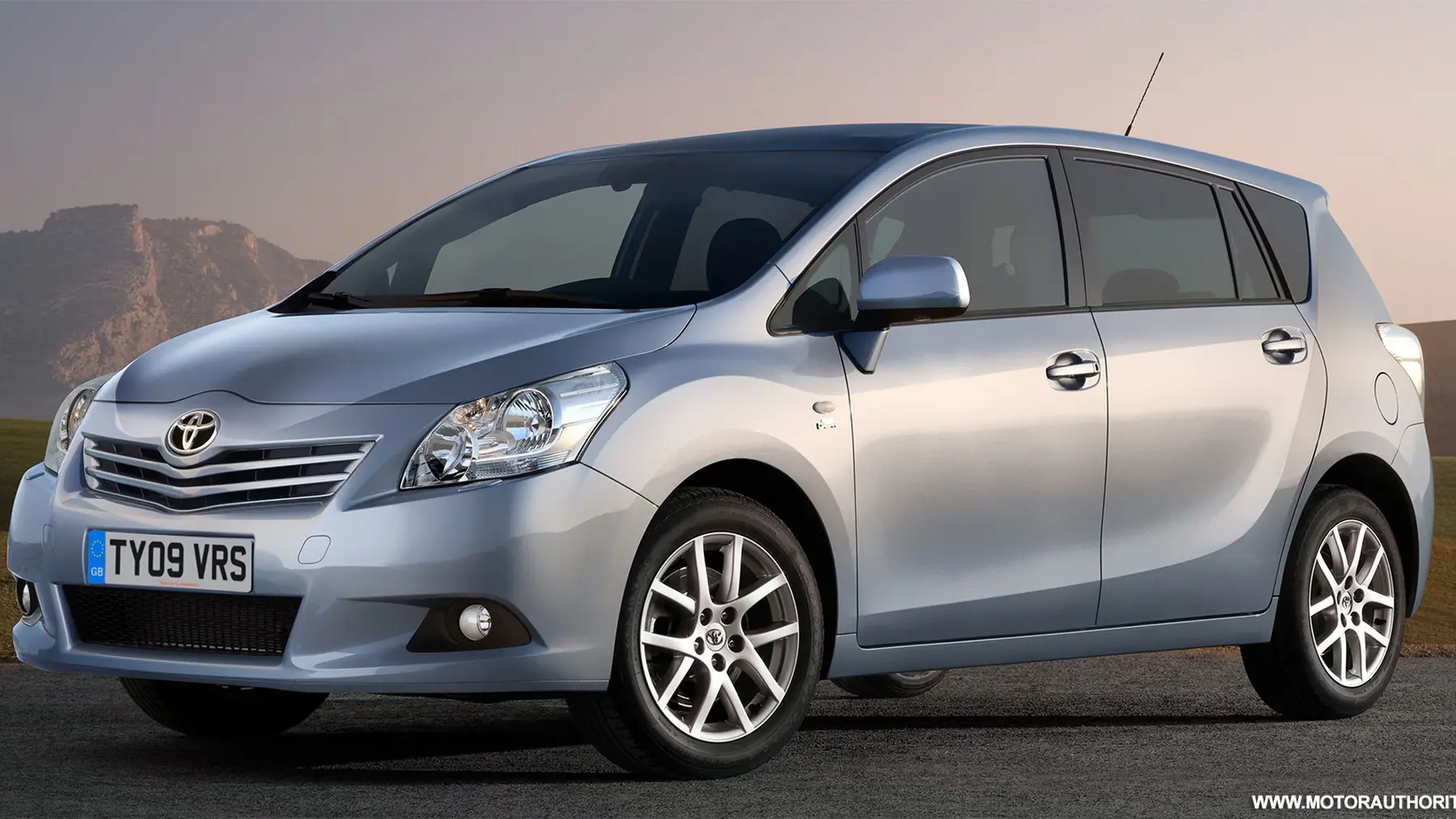 Toyota Corolla Corolla Verso 1.6 Elegant 3