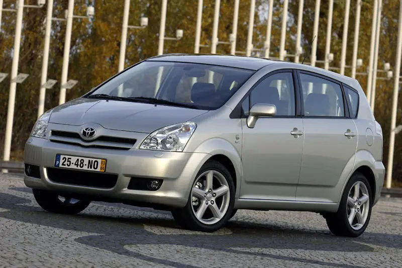 Toyota Corolla Corolla Verso 2.2 D-4D Linea Terra 1