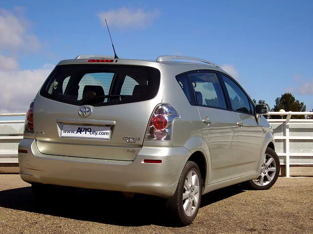 Toyota Corolla Corolla Verso 2.2 D-4D Linea Sol 6