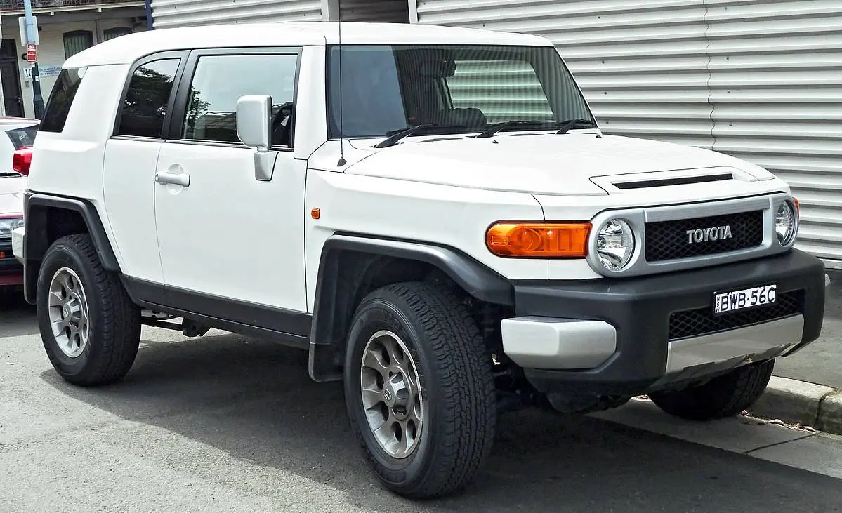 Toyota FJ Cruiser FJ Cruiser 4.0 L V6 4WD 3