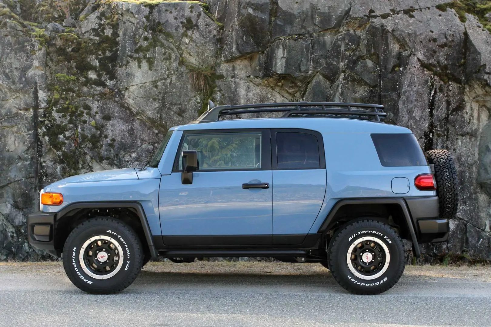 Toyota FJ Cruiser FJ Cruiser 4.0 L V6 4WD 4
