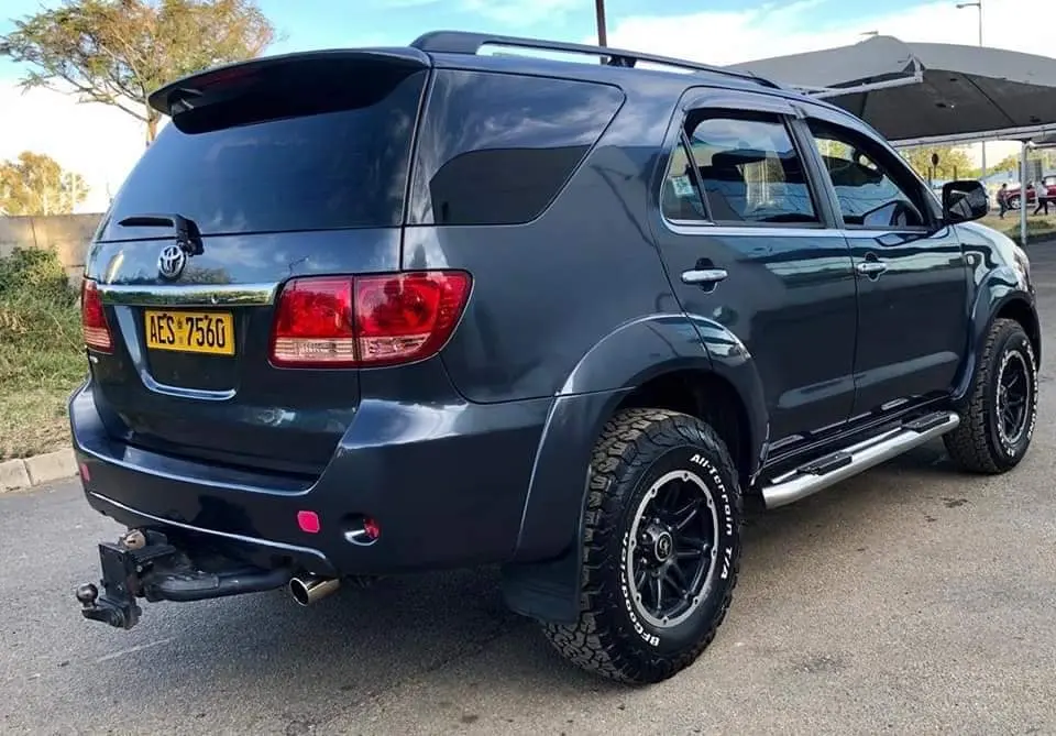 Toyota Fortuner Fortuner 3.0 D-4D 4x4 0
