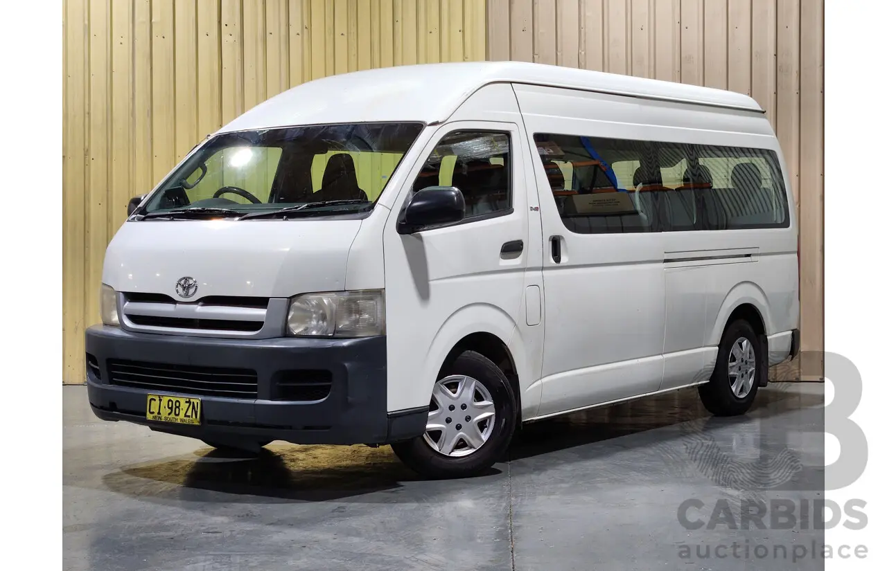 Toyota Hi-Ace Hi-Ace 117 L 0