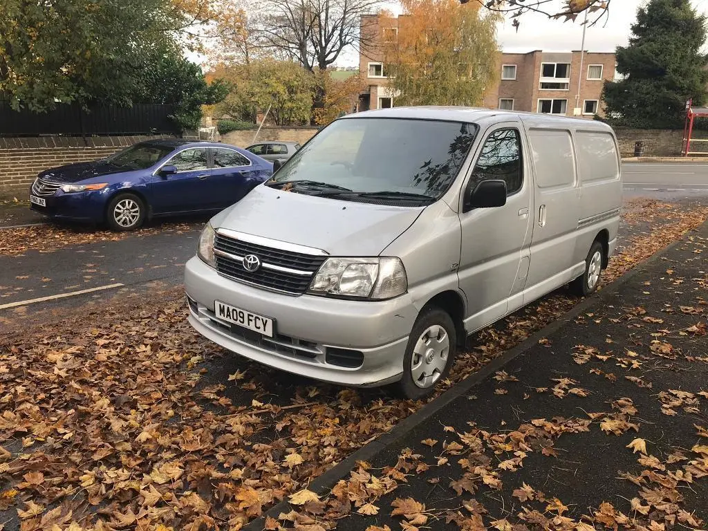 Toyota Hi-Ace Hi-Ace 95 L 5