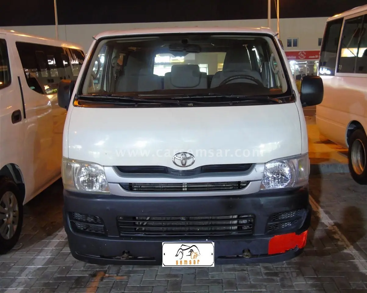Toyota Hi-Ace Hi-Ace 117 L 0