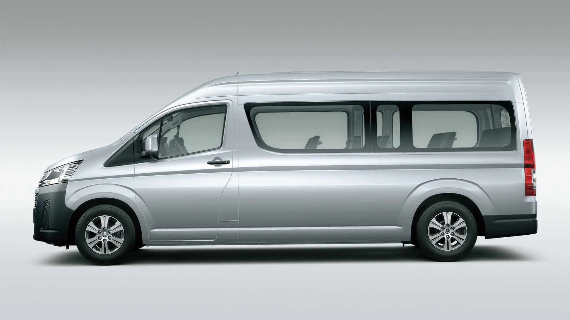 Toyota Hi-Ace Hi-Ace 117 L 5