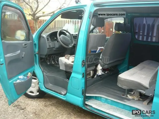 Toyota Hi-Ace Hi-Ace 2.4 D 1