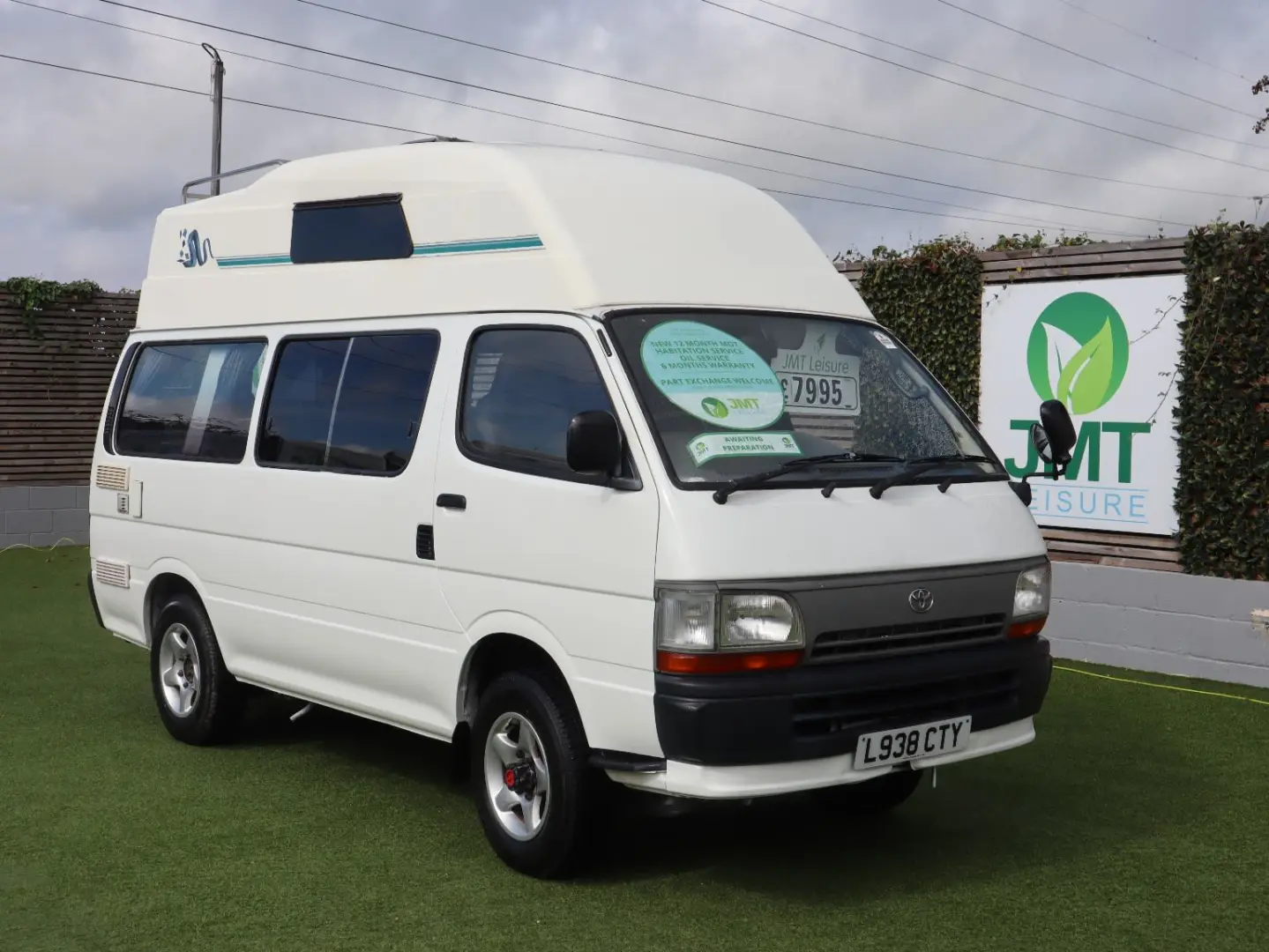 Toyota Hi-Ace Hi-Ace 2.4 LD 4x4 1