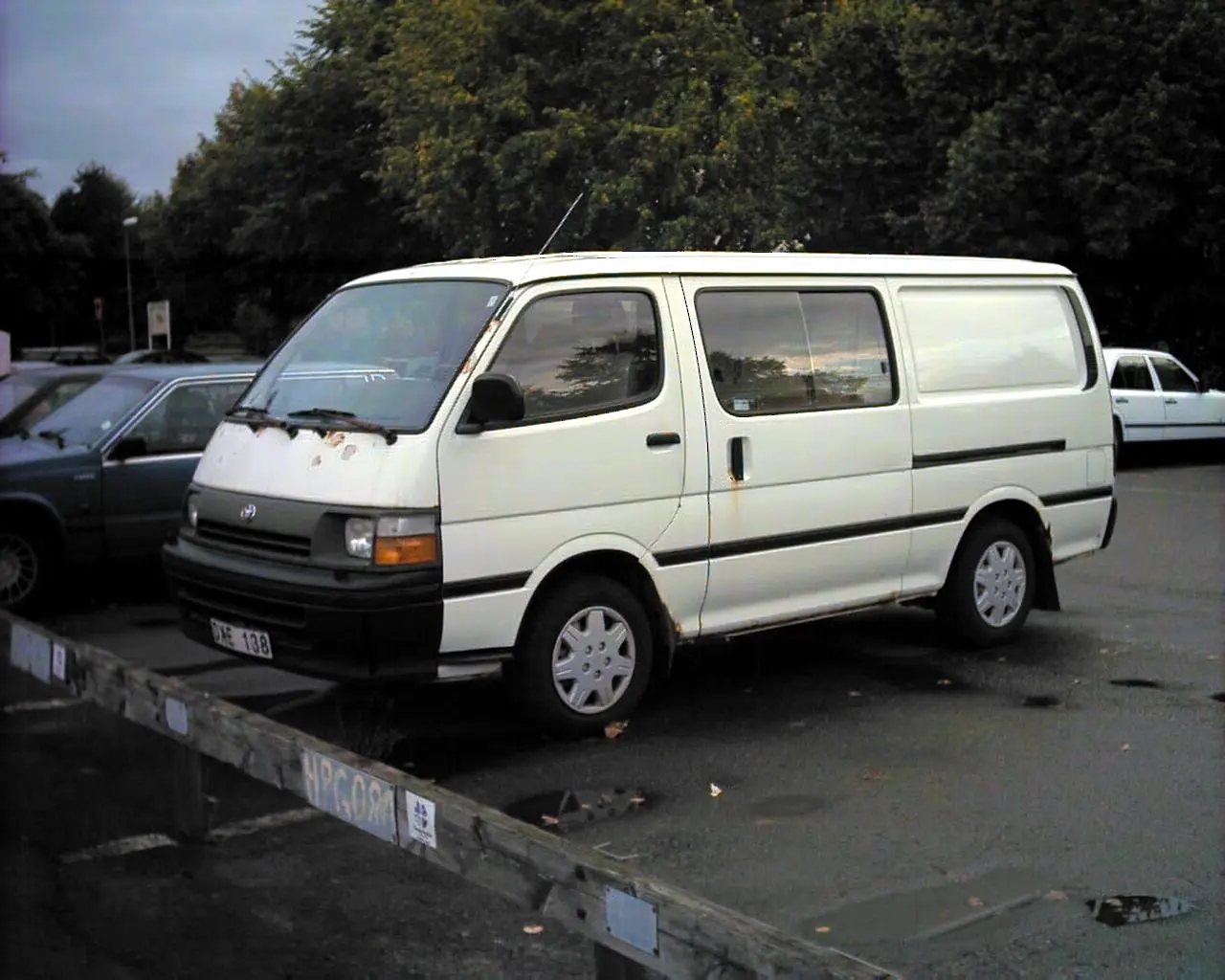 Toyota Hi-Ace Hi-Ace 95 L 7