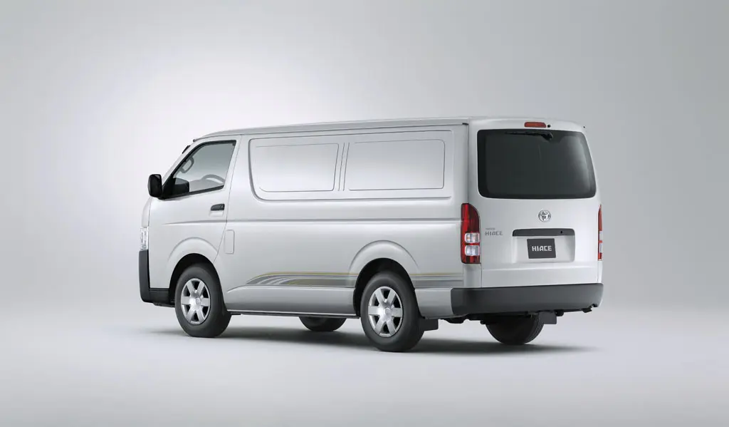 Toyota Hi-Ace Hi-Ace 95 L 7