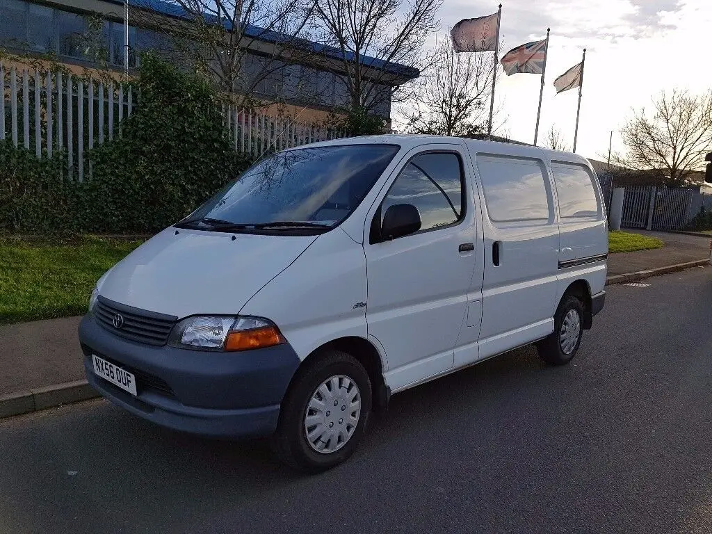 Toyota Hi-Ace Hi-Ace 95 S 1