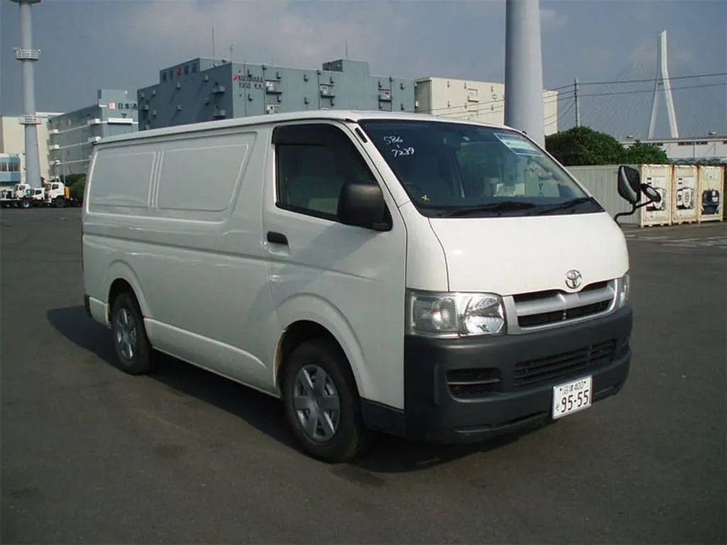 Toyota Hi-Ace Hi-Ace 95 L 7
