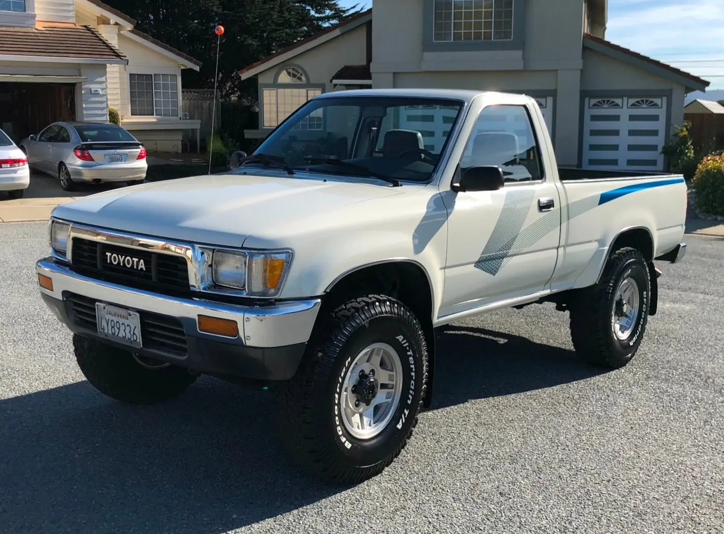 Toyota  Hi-Lux 2.4 4x4 3