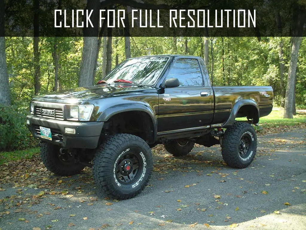 Toyota  Hi-Lux 2.4 4x4 4