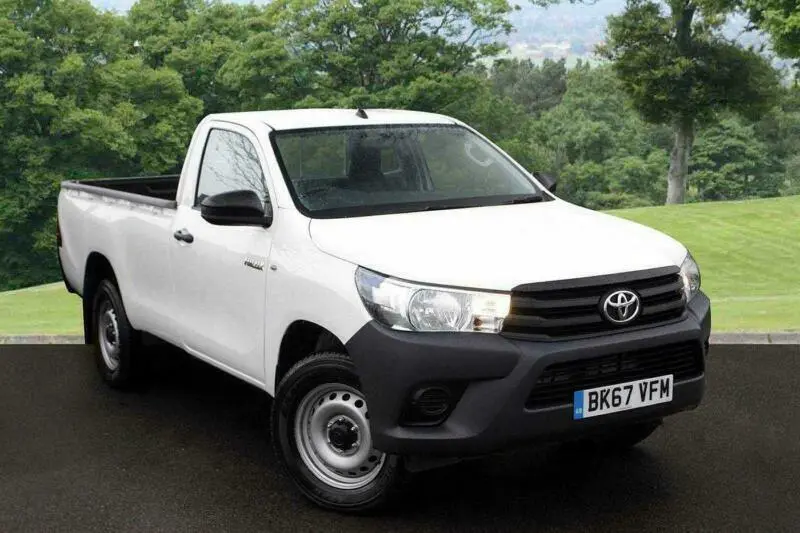 Toyota  Hi-Lux 2.4 D-4D 4x2 Active 2