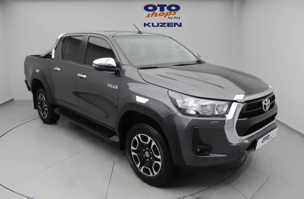 Toyota  Hi-Lux 2.4 D-4D 4x2 Adventure 4