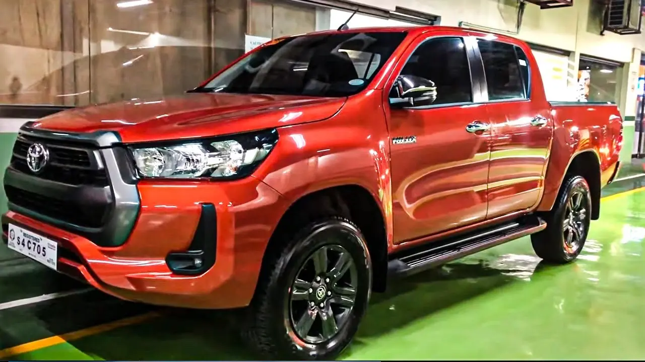 Toyota  Hi-Lux 2.4 D-4D 4x2 Adventure 7