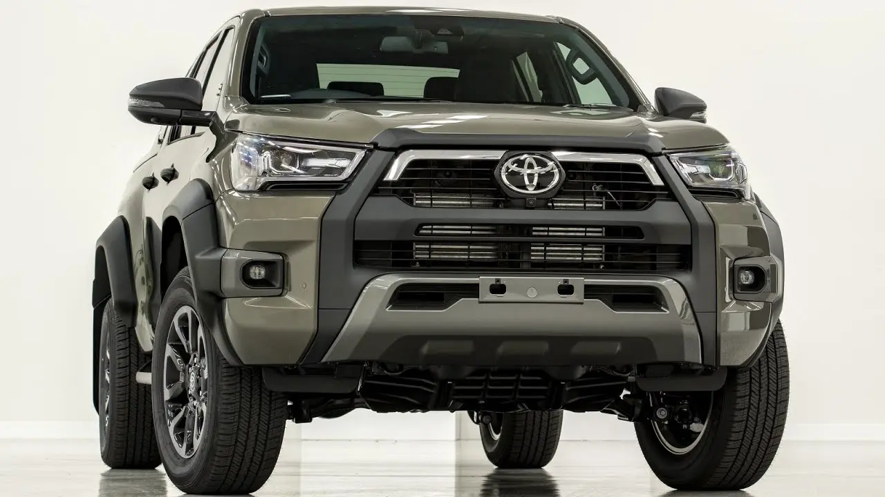 Toyota  Hi-Lux 2.4 D-4D 4x4 Adventure 6