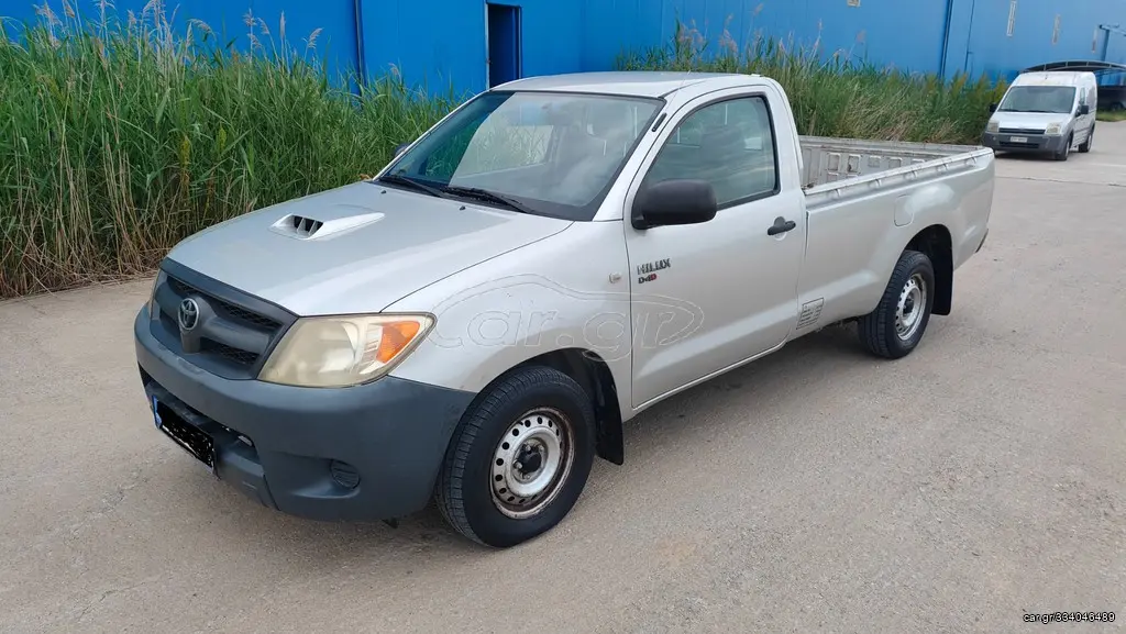 Toyota  Hi-Lux 2.5 D-4D 4x2 Adventure 6