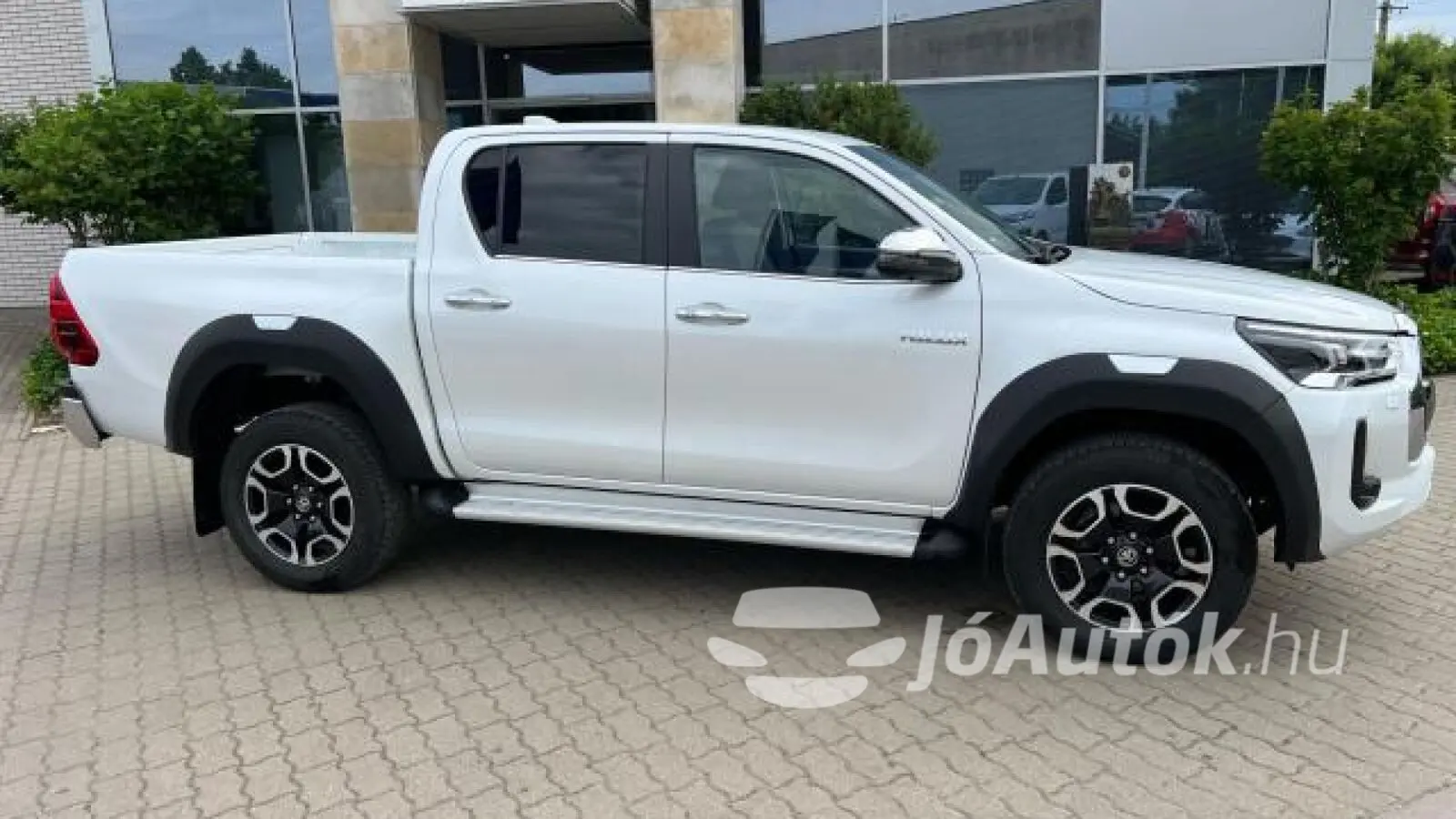 Toyota  Hi-Lux 2.8 D-4D 4x4 Hi-Cruiser 4