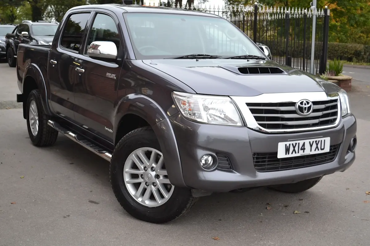 Toyota  Hi-Lux 3.0 D-4D 4x4 Elegant 0