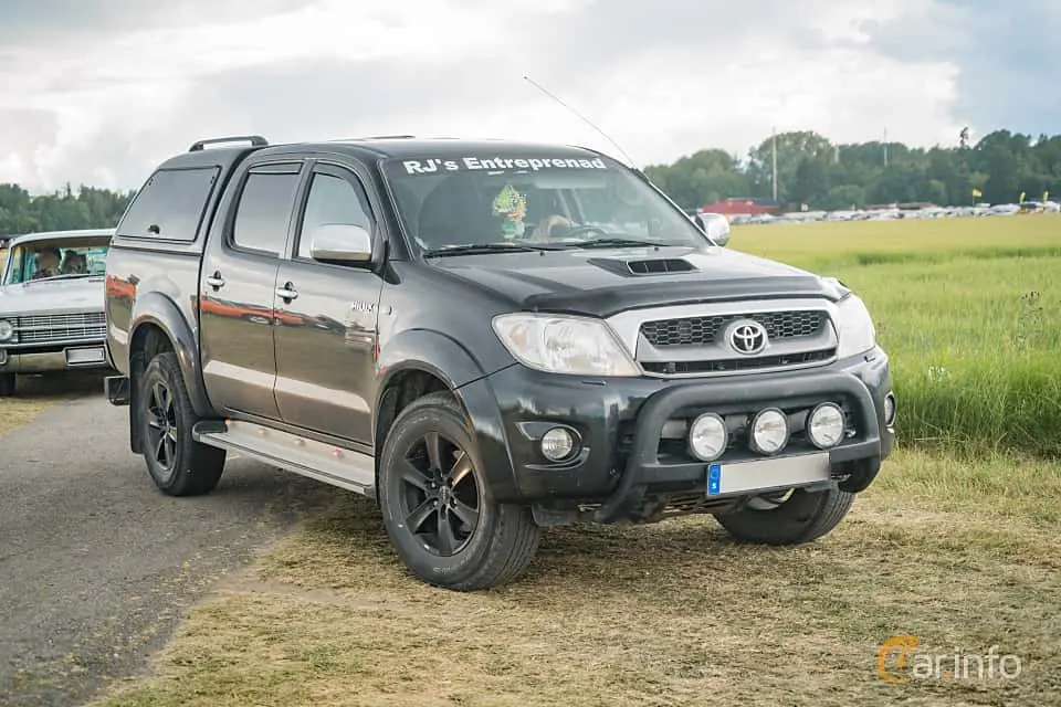 Toyota  Hi-Lux 3.0 D-4D 4x4 Elegant 3
