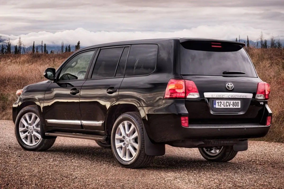 Toyota Land Cruiser Land Cruiser 4.5 D-4D V8 Standart 1