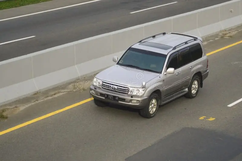 Toyota Land Cruiser Land Cruiser 4.7 V8 6