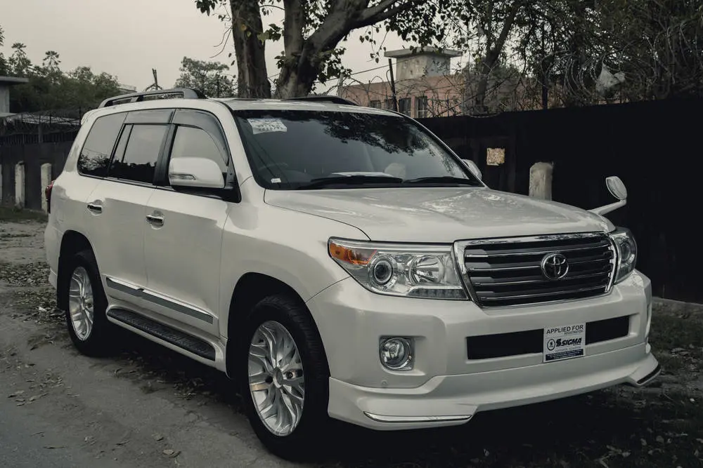 Toyota Land Cruiser Land Cruiser 5.7 V8 2