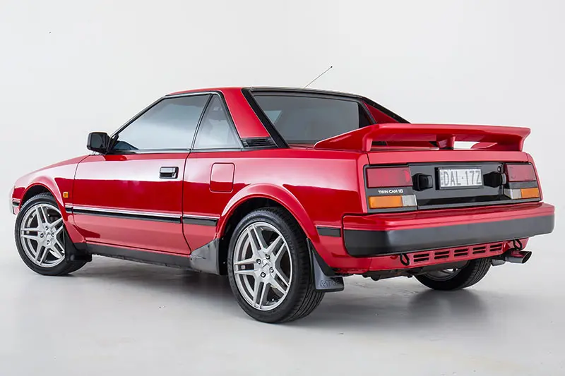 Toyota  MR 2 2.0 4