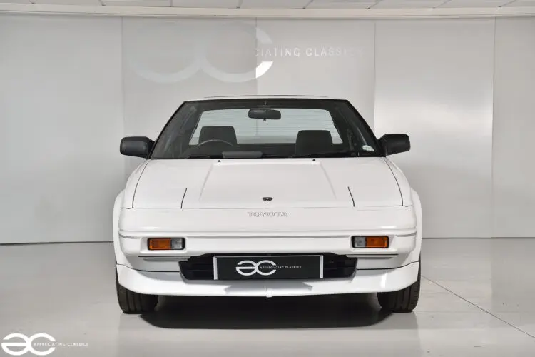 Toyota  MR 2 2.0 3