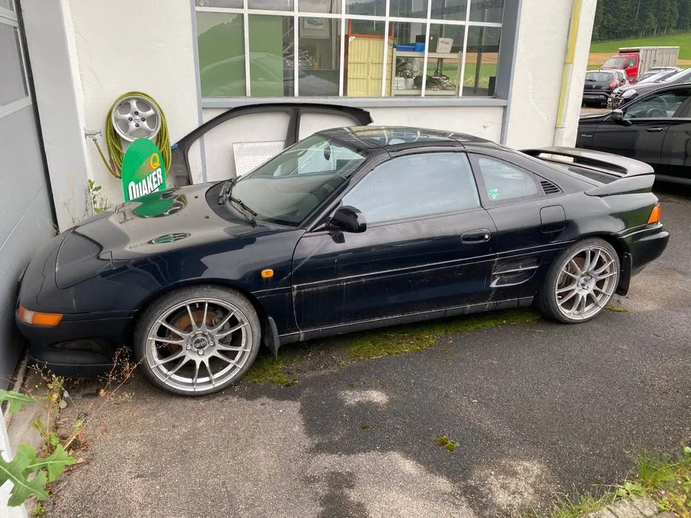 Toyota  MR 2 2.0 T-Bar 4