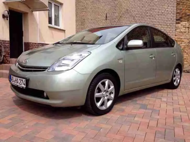 Toyota Prius Prius 1.5 Hybrid Sol CVT 6