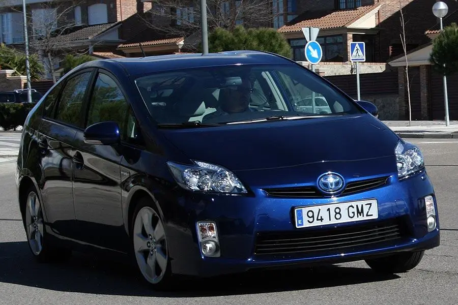 Toyota Prius Prius 1.8 Hybrid Synergy Drive Advance CVT 6