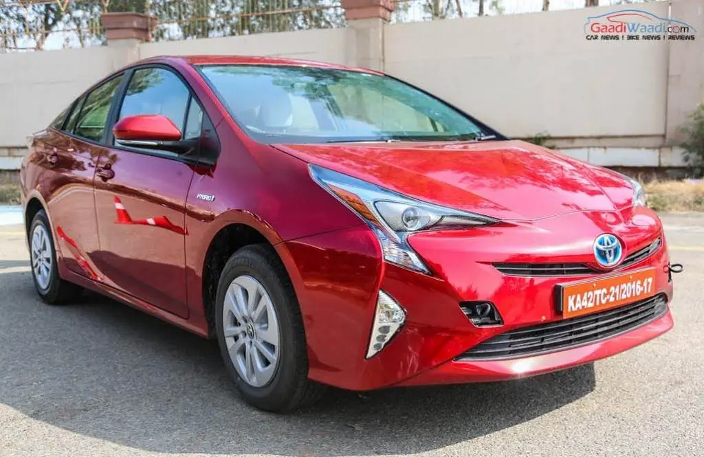 Toyota Prius Prius 1.8 Hybrid Synergy Drive Advance CVT 4