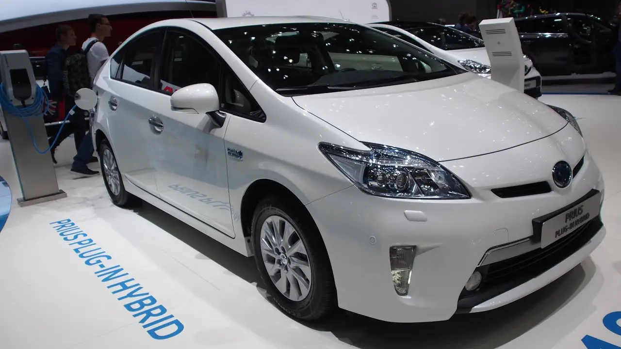 Toyota Prius Prius 1.8 Hybrid Synergy Drive Elegant CVT 0