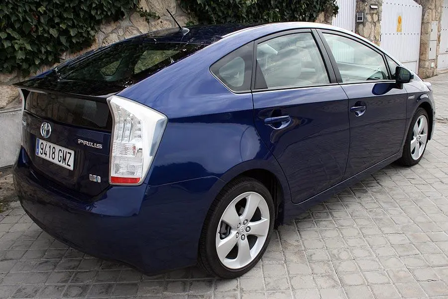 Toyota Prius Prius 1.8 Hybrid Synergy Drive Premium CVT 5