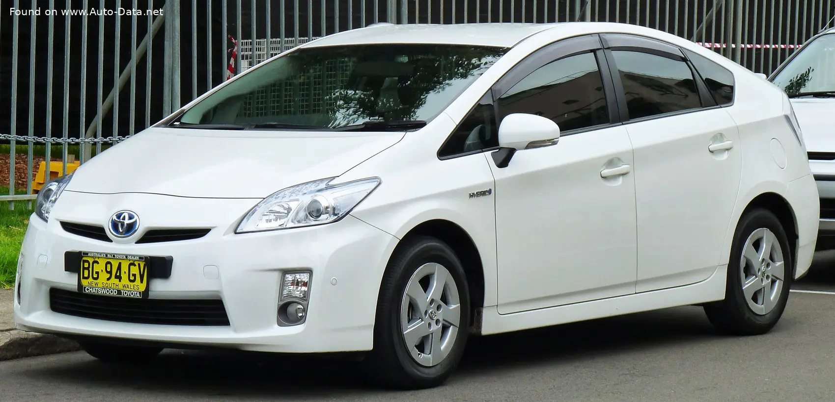 Toyota Prius Prius 1.8 VVT-i Premium CVT 2