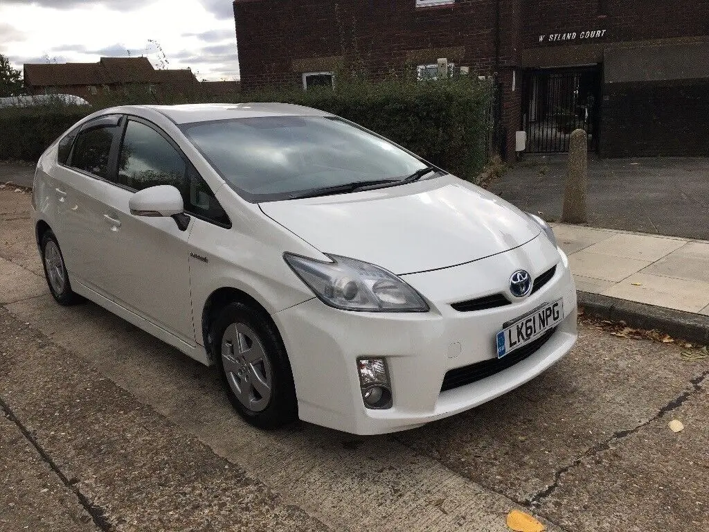 Toyota Prius Prius 1.8 VVT-i Premium CVT 3