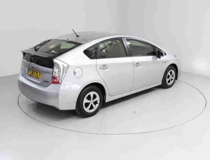Toyota Prius Prius 1.8 VVT-i Elegant CVT 3