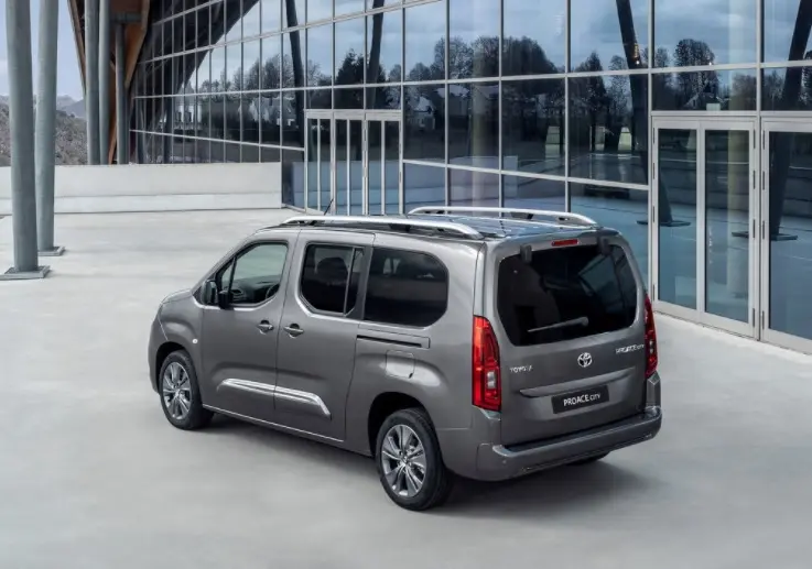 Toyota Proace City Proace City 1.5 D Vision 5MT 2