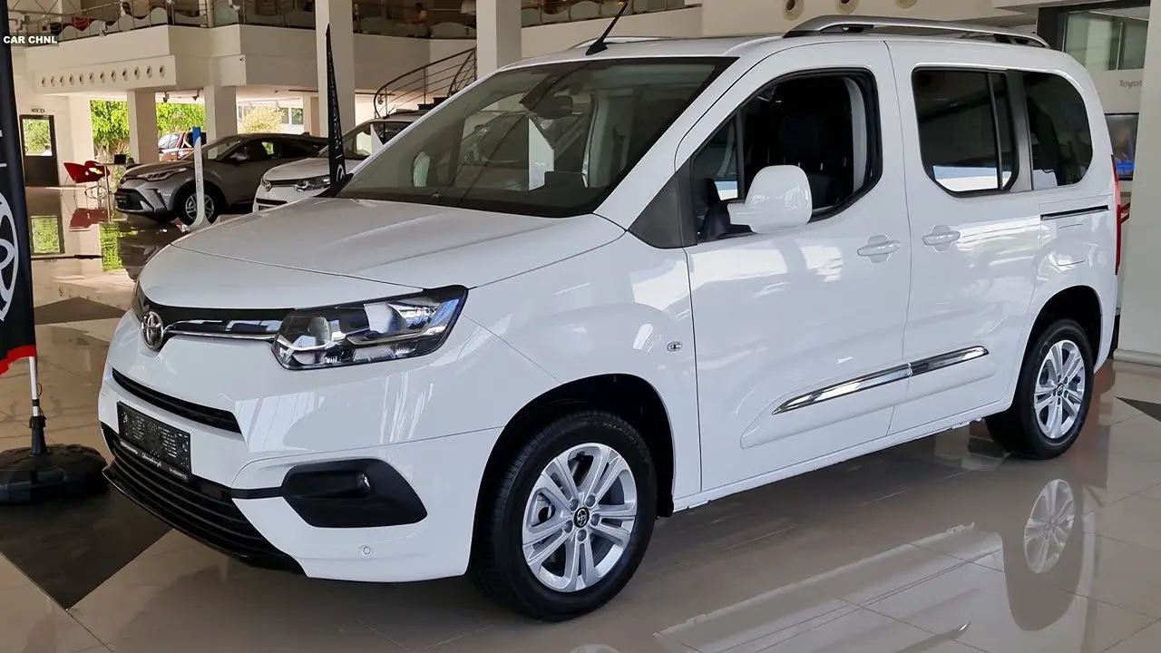 Toyota Proace City Proace City 1.5 D Vision 5MT 3