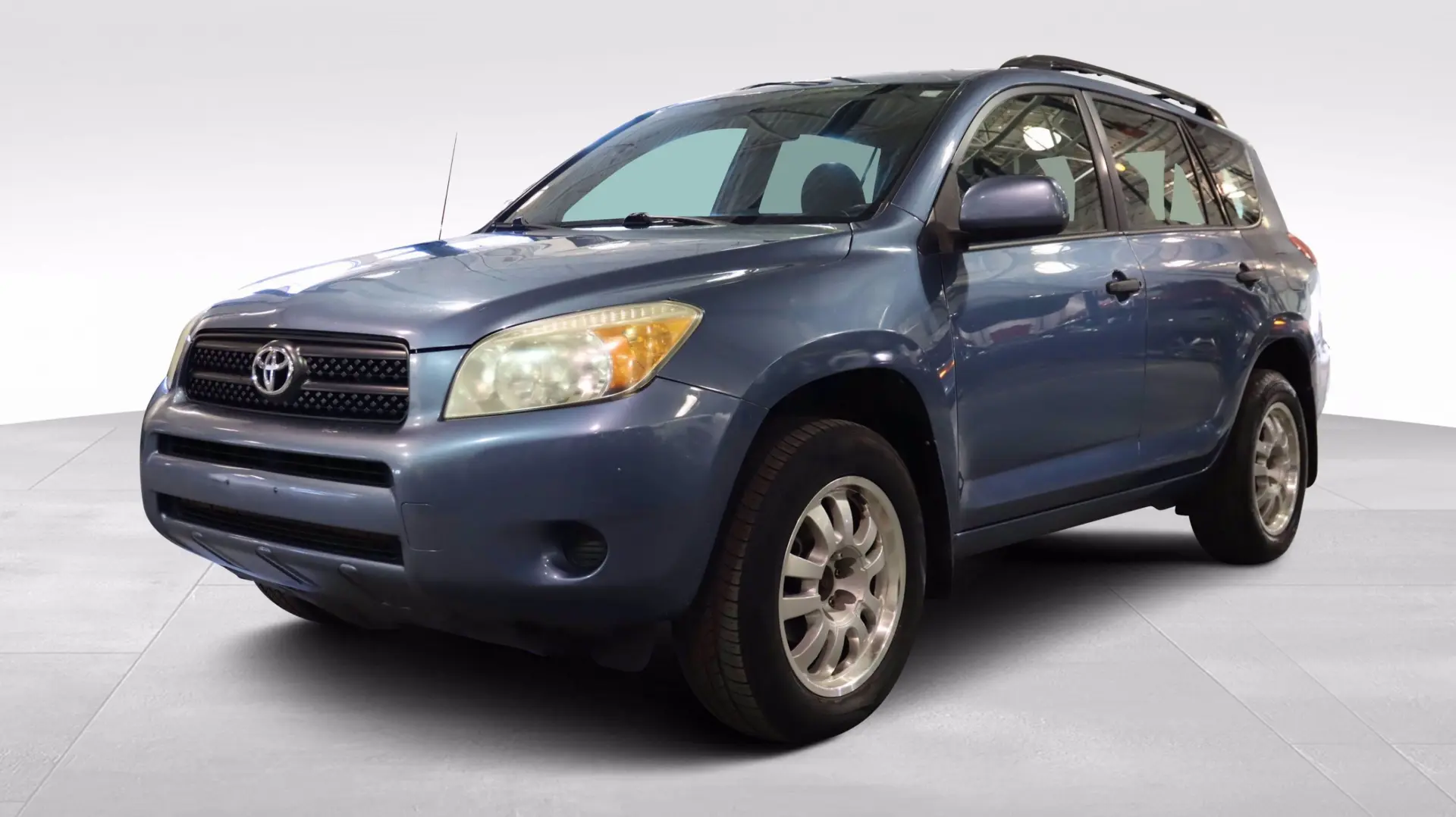 Toyota  Rav 4 2.0 4x4 Cross Sport 5
