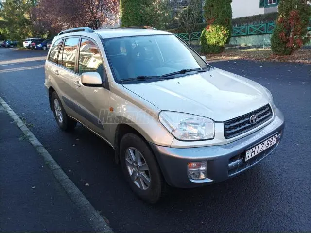 Toyota  Rav 4 2.0 4x4 Linea Sol 4