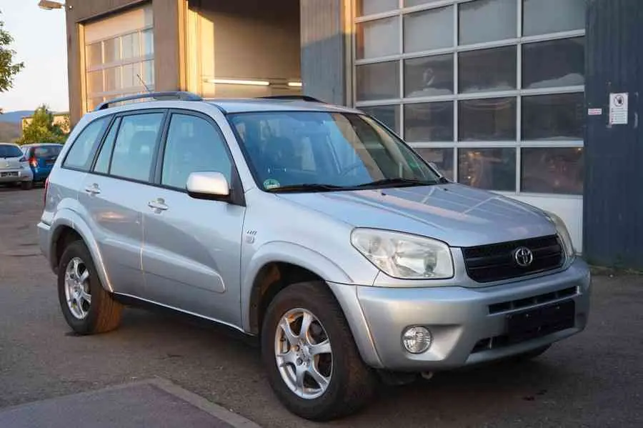 Toyota  Rav 4 2.0 4x4 Sol 3