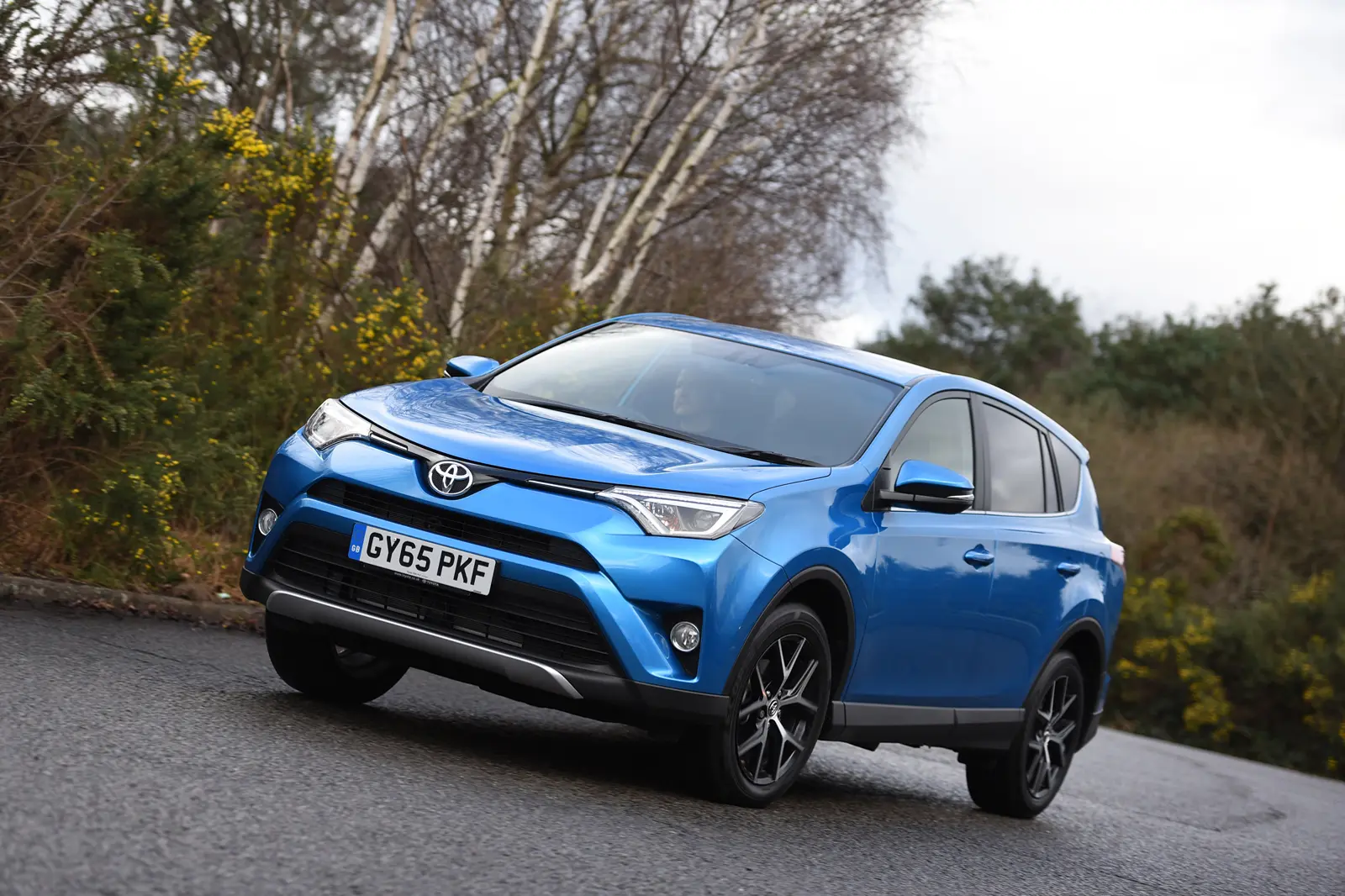 Toyota  Rav 4 2.0 D-4D 4x2 Advance 4